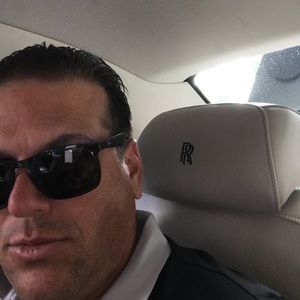 Meet your Posher, Greg